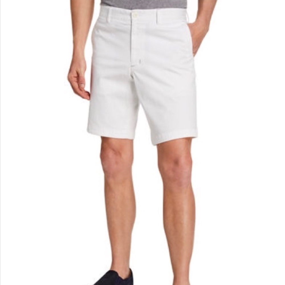 Robert Graham White Shorts - Size 32